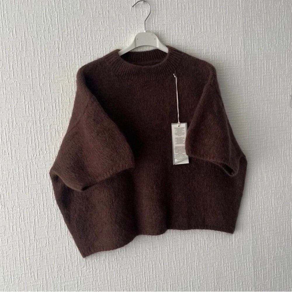 Elegant Brown Crew Neck Sweater